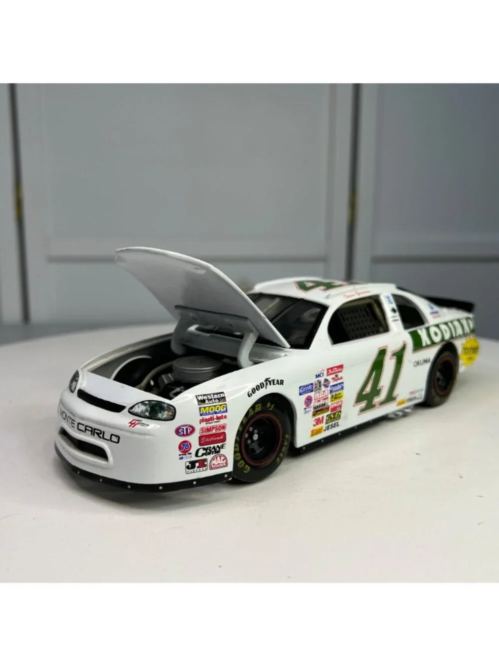 Steve Grissom #41 Kodiak 1997 Revell 1/24 Scale Diecast NASCAR Model Car